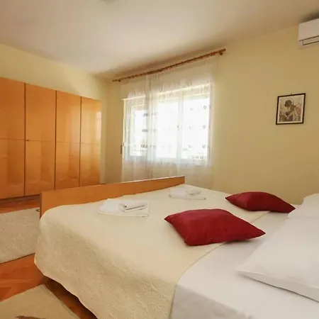 Dom wakacyjny Holiday Home Bajelo